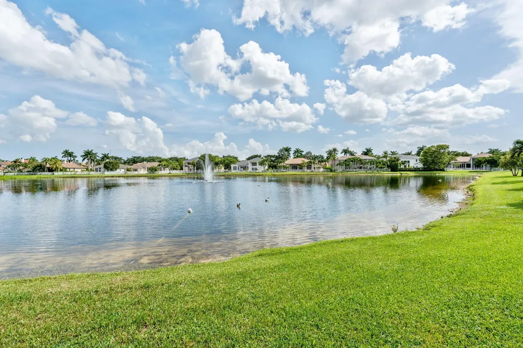 12442 Equine Lane Wellington FL 33414