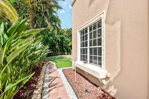 12442 Equine Lane Wellington FL 33414