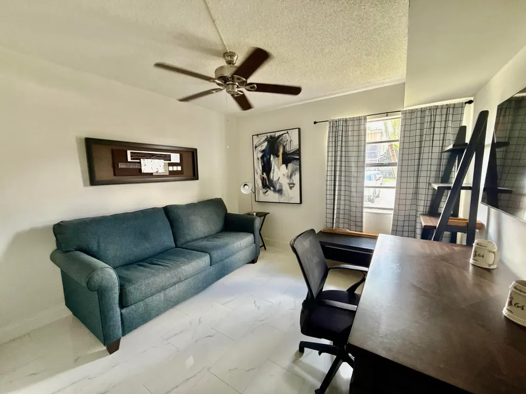 106 Piedmont C Delray Beach FL 33484