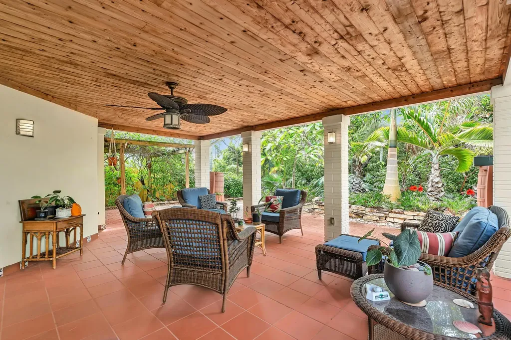 137 Auburn Drive Lake Worth Beach FL 33460