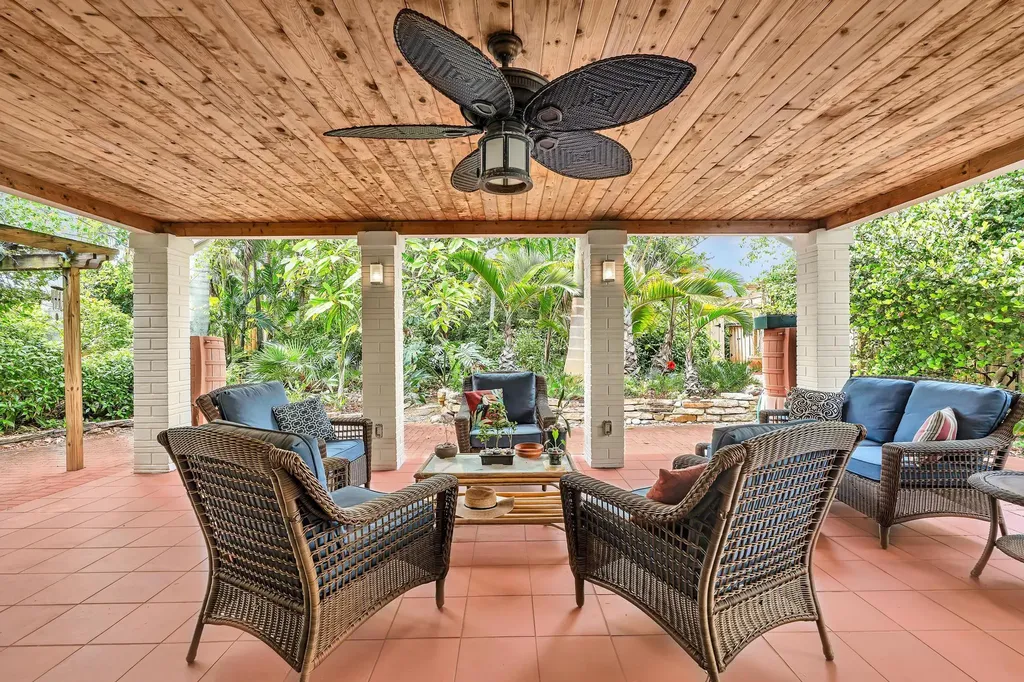 137 Auburn Drive Lake Worth Beach FL 33460