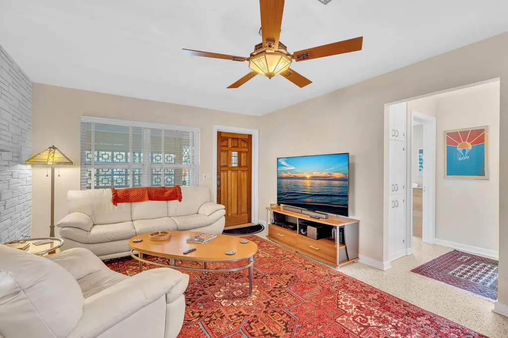 137 Auburn Drive Lake Worth Beach FL 33460