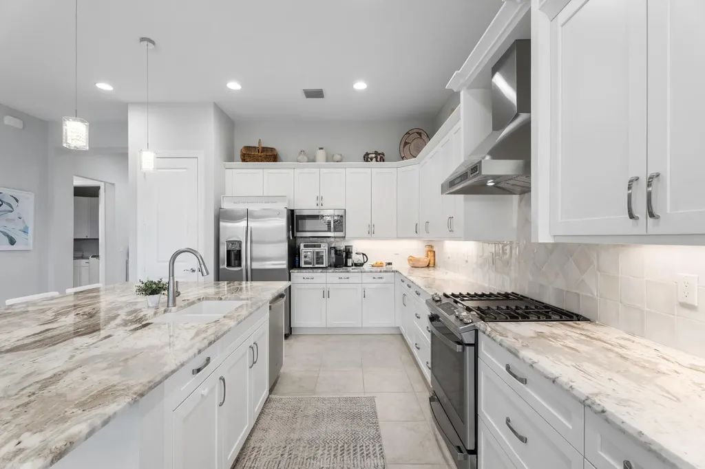 6390 High Pointe West Way Vero Beach FL 32967