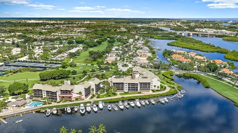 16910 Bay Street Jupiter FL 33477
