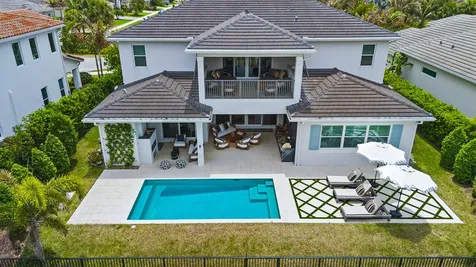 2465 NE Evinrude Circle Jensen Beach FL 34957