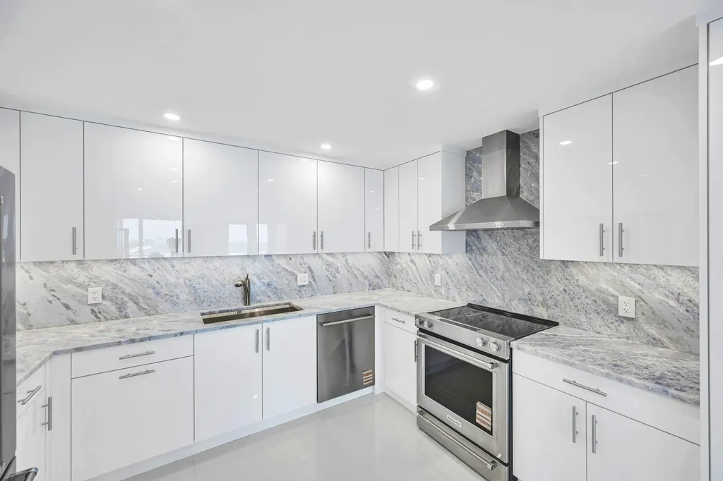 2100 S Ocean Lane Fort Lauderdale FL 33316