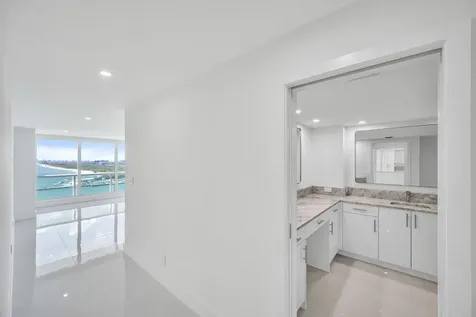 2100 S Ocean Lane Fort Lauderdale FL 33316
