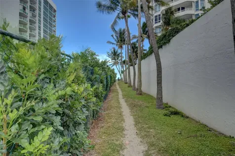 1461 S Ocean Boulevard S Lauderdale By The Sea FL 33062