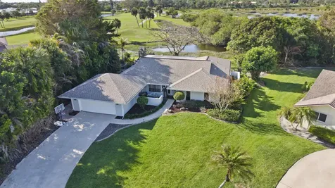 8015 SE Trenton Avenue Hobe Sound FL 33455