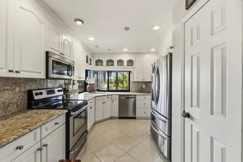 8015 SE Trenton Avenue Hobe Sound FL 33455