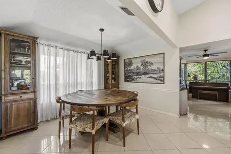 8015 SE Trenton Avenue Hobe Sound FL 33455