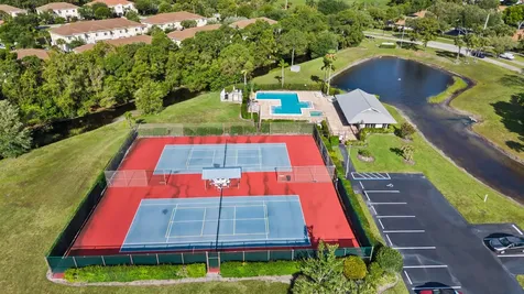 8015 SE Trenton Avenue Hobe Sound FL 33455