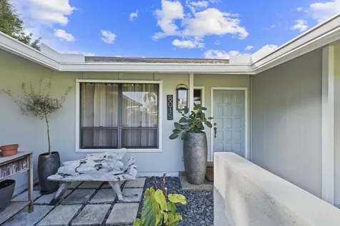 8015 SE Trenton Avenue Hobe Sound FL 33455