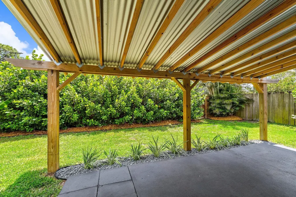 141 Rosewood Circle Jupiter FL 33458