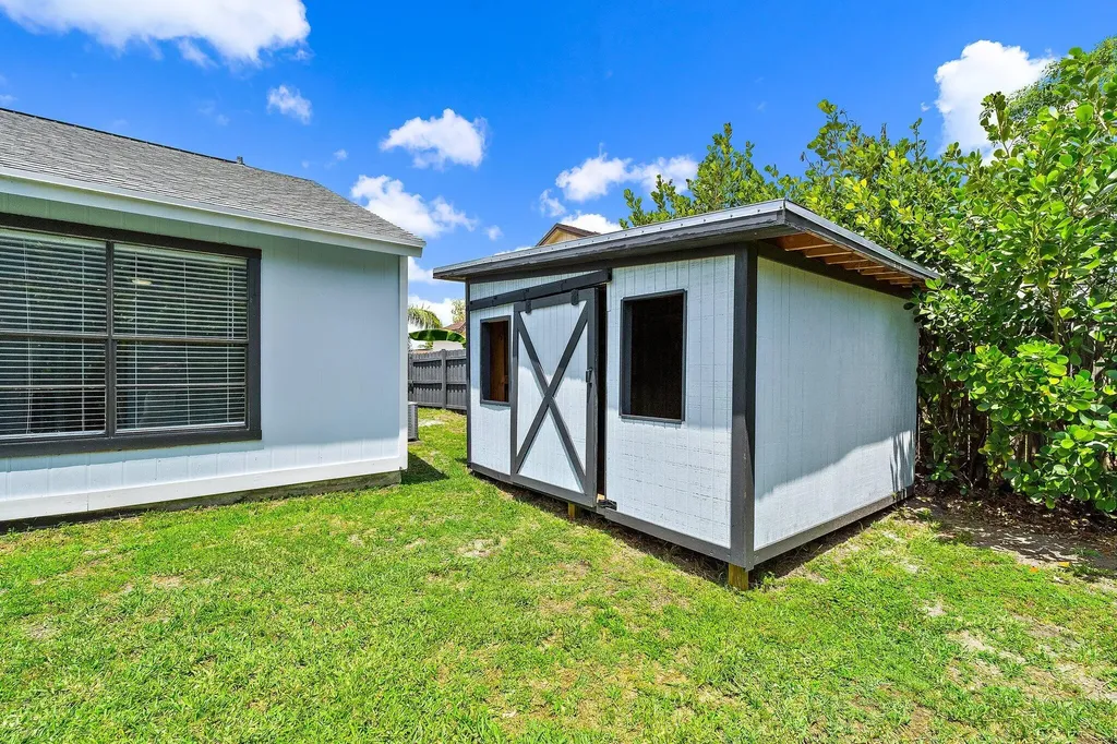141 Rosewood Circle Jupiter FL 33458
