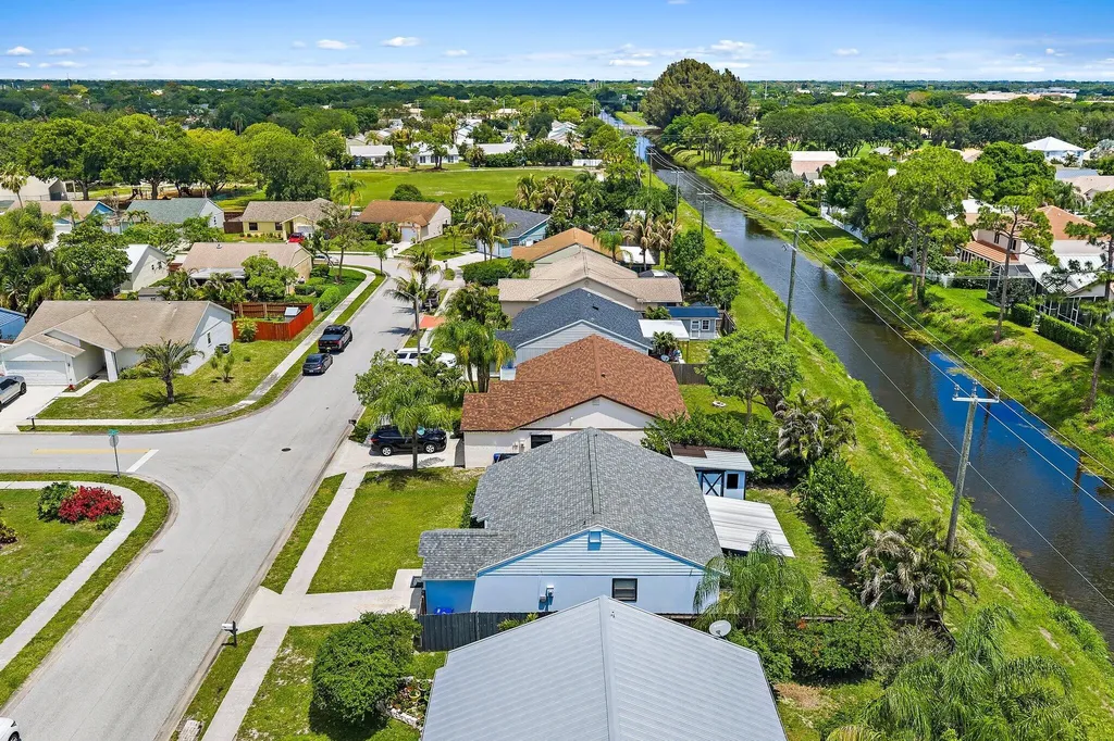 141 Rosewood Circle Jupiter FL 33458