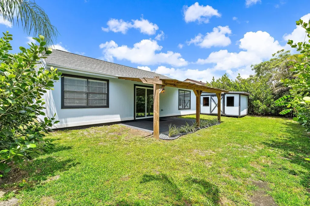 141 Rosewood Circle Jupiter FL 33458