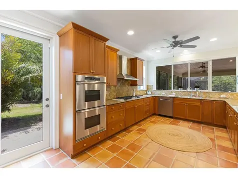 230 Oak Hammock Court SW Vero Beach FL 32962