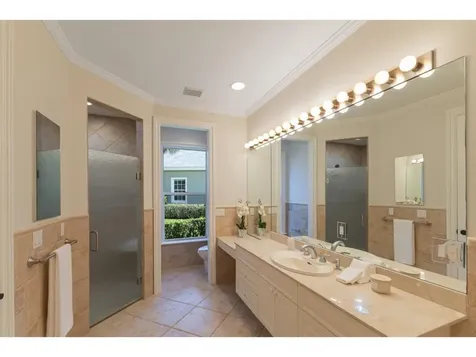 230 Oak Hammock Court SW Vero Beach FL 32962