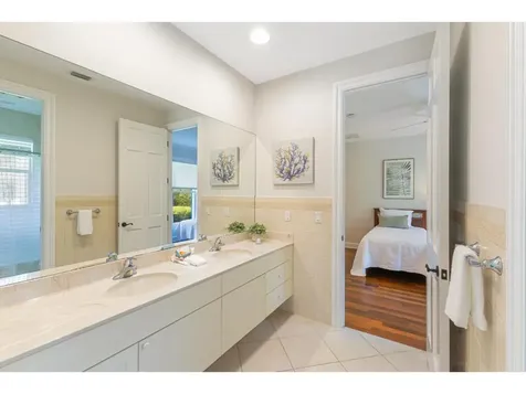 230 Oak Hammock Court SW Vero Beach FL 32962