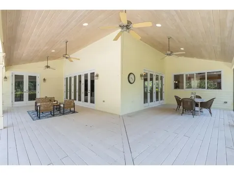 230 Oak Hammock Court SW Vero Beach FL 32962