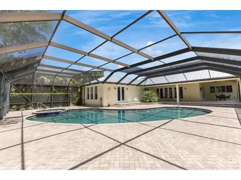 230 Oak Hammock Court SW Vero Beach FL 32962