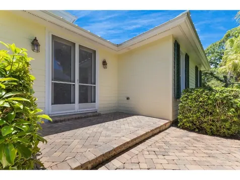 230 Oak Hammock Court SW Vero Beach FL 32962