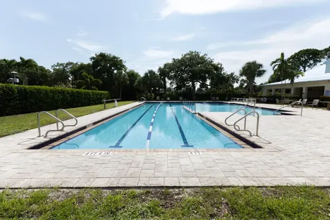 230 Oak Hammock Court SW Vero Beach FL 32962