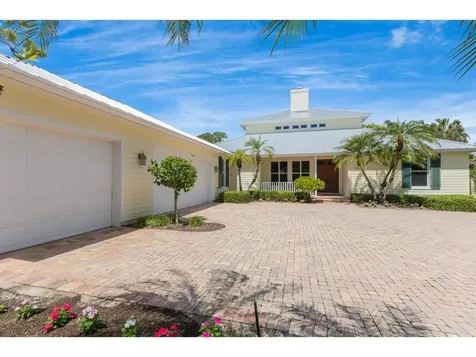230 Oak Hammock Court SW Vero Beach FL 32962