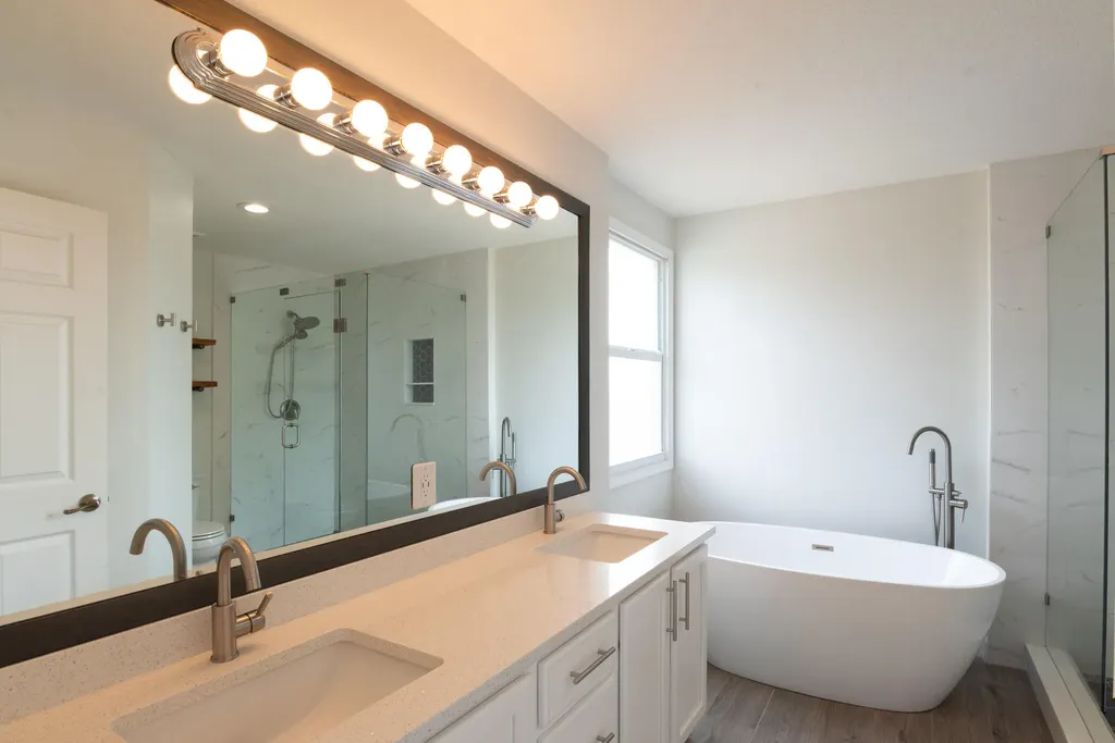 8065 Murano Circle Palm Beach Gardens FL 33418