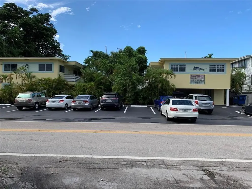 1525 SE 15th Street NE Fort Lauderdale FL 33316
