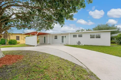 3041 SE Morningside Boulevard Port St Lucie FL 34952