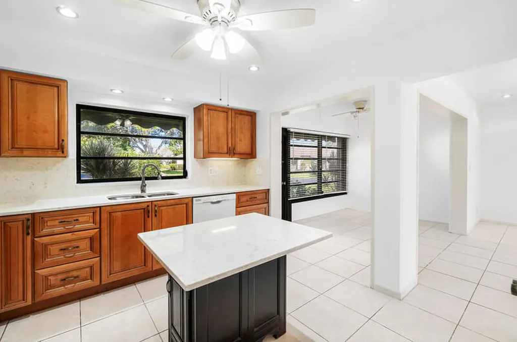 10120 Eaglewood Terrace Boynton Beach FL 33436