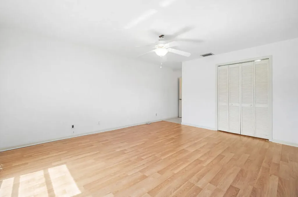 10120 Eaglewood Terrace Boynton Beach FL 33436