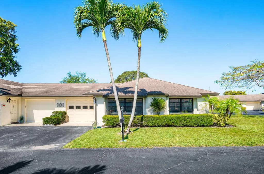 10120 Eaglewood Terrace Boynton Beach FL 33436