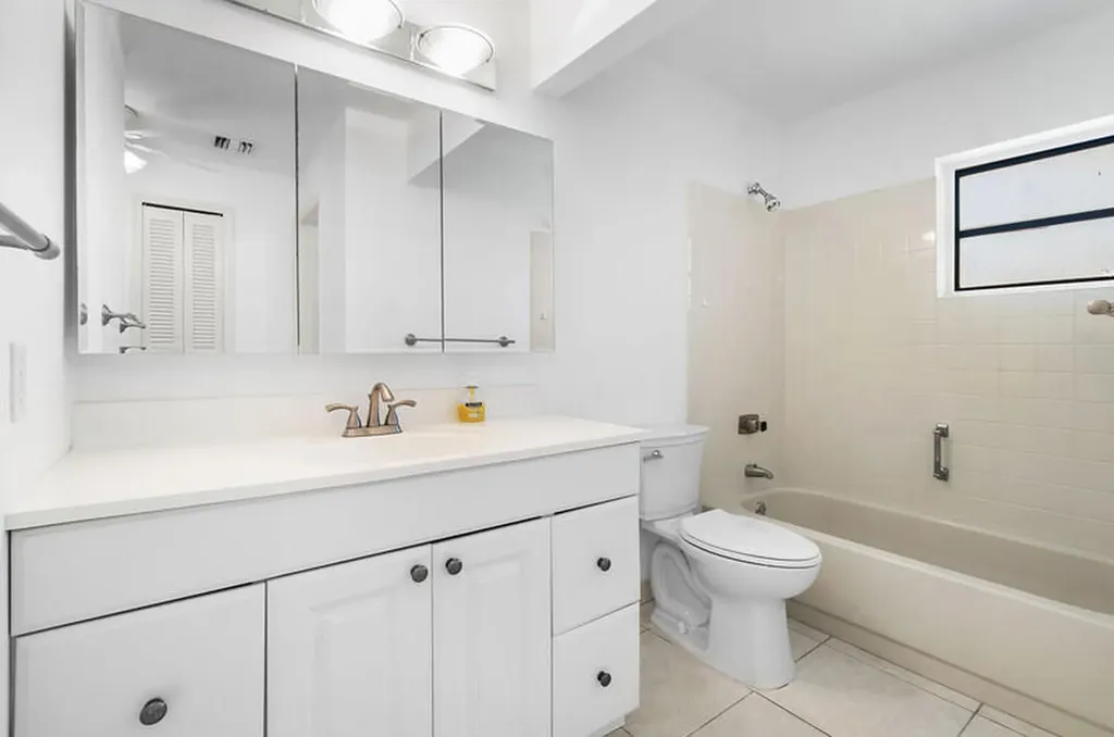 10120 Eaglewood Terrace Boynton Beach FL 33436