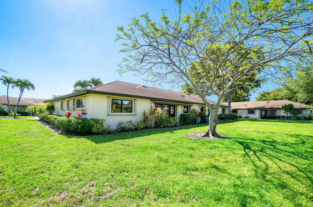 10120 Eaglewood Terrace Boynton Beach FL 33436