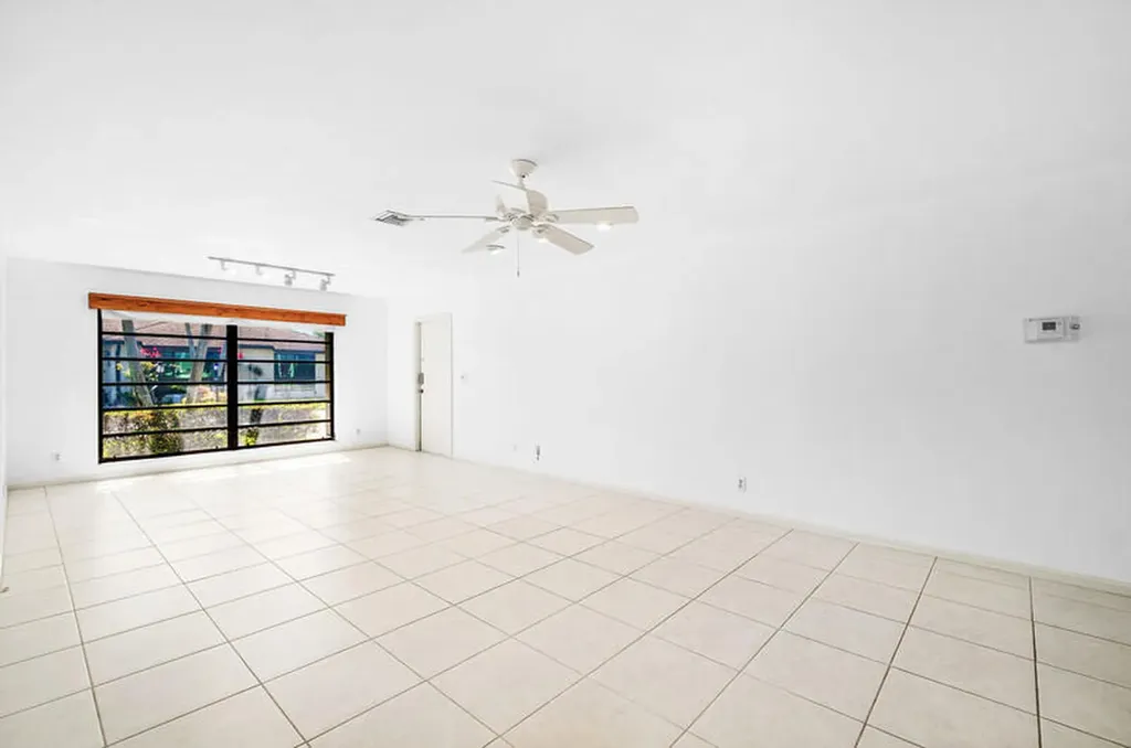 10120 Eaglewood Terrace Boynton Beach FL 33436