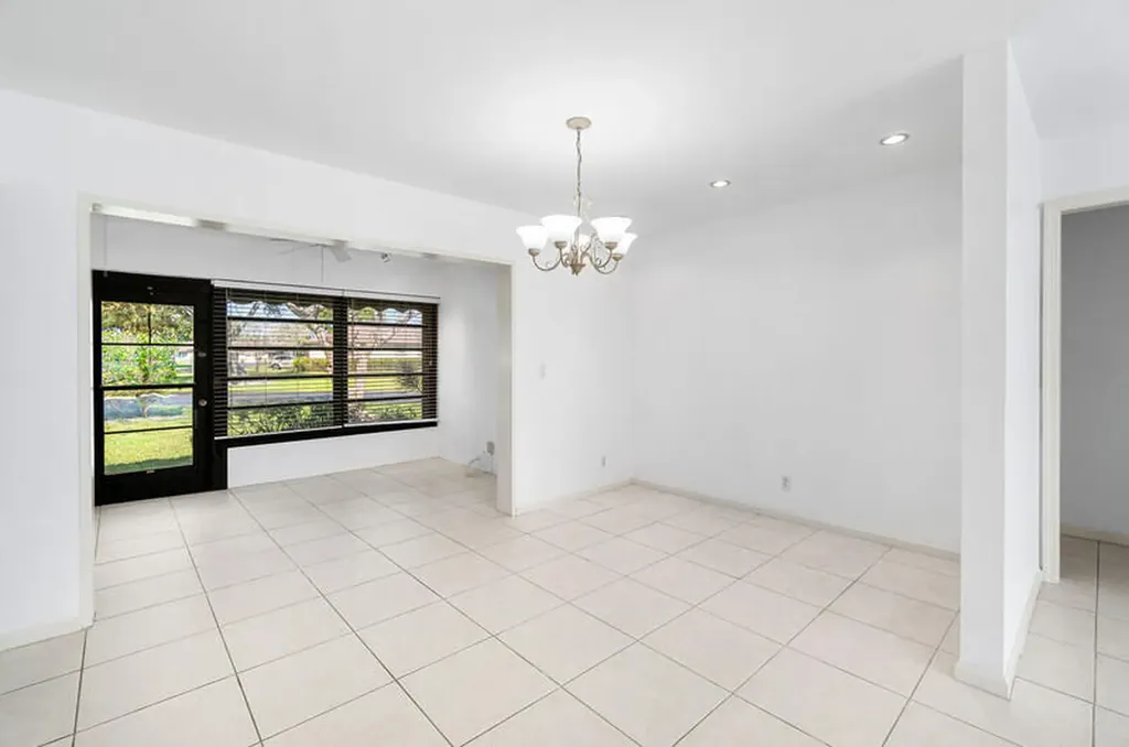 10120 Eaglewood Terrace Boynton Beach FL 33436