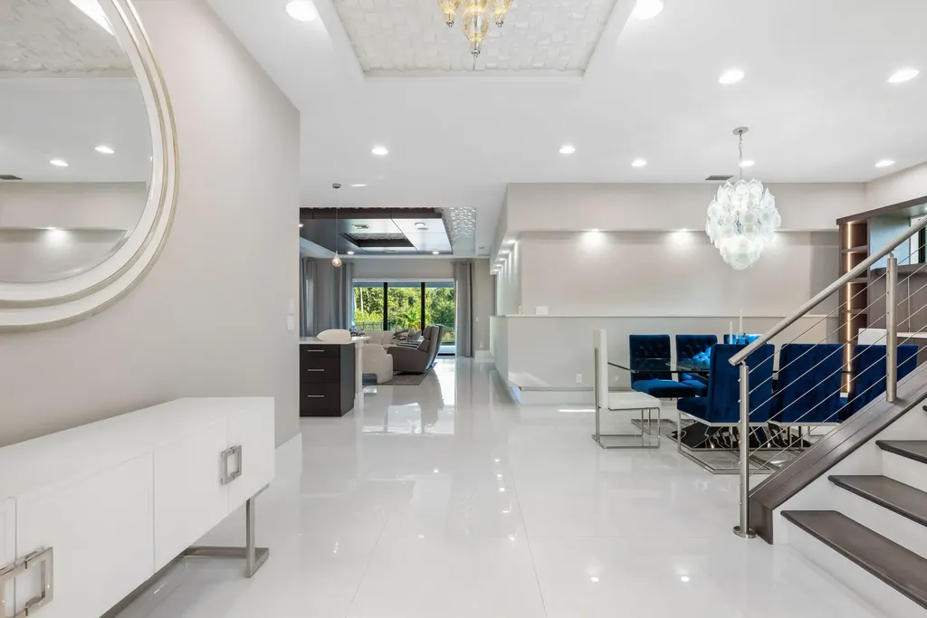 5525 Renoir Place Palm Beach Gardens FL 33418