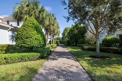 5525 Renoir Place Palm Beach Gardens FL 33418