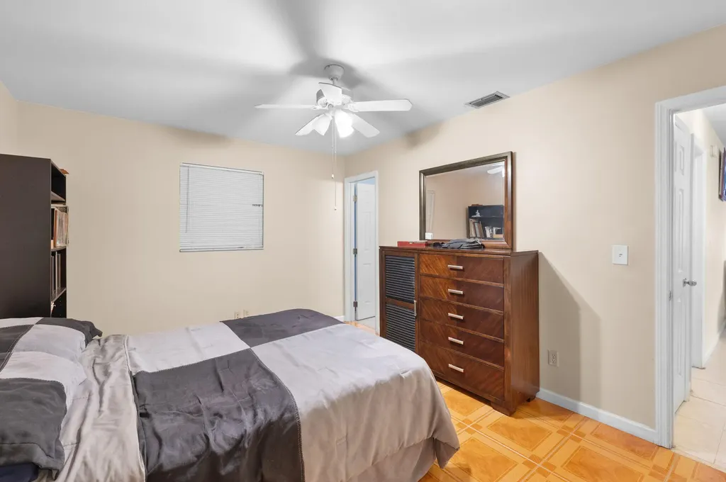 113 SW Starfish Avenue Port St Lucie FL 34984