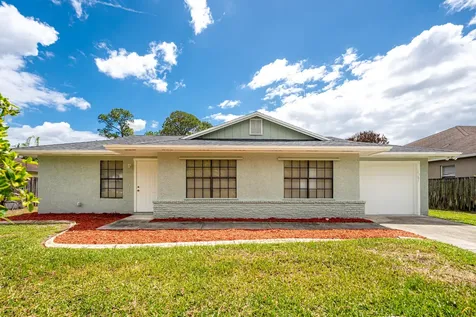 1781 SW Cloverleaf Street Port St Lucie FL 34953