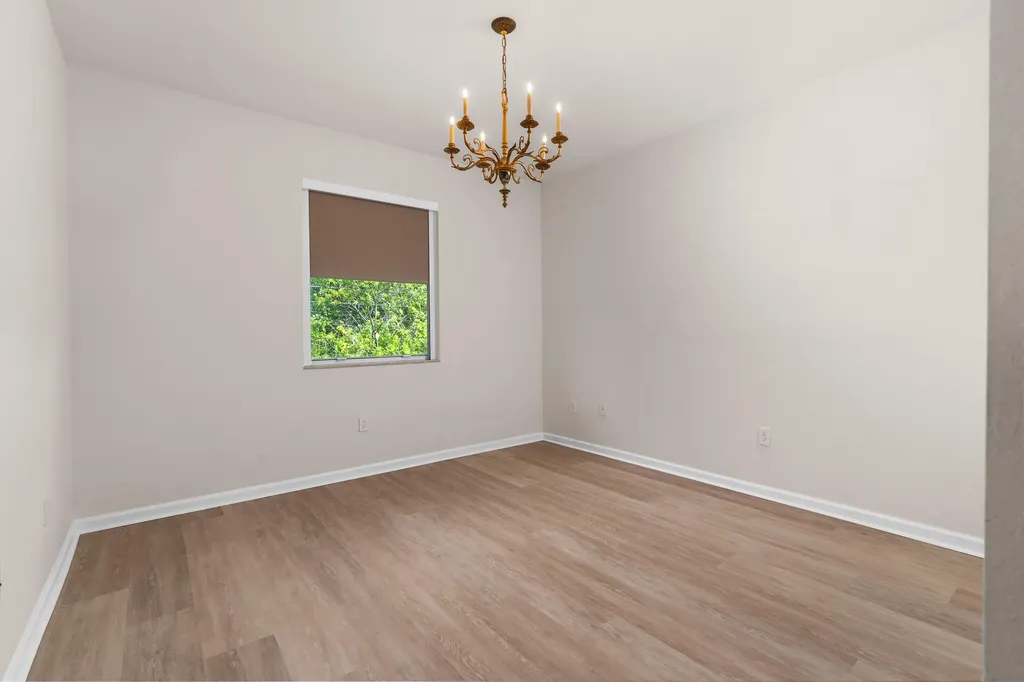 2543 NW 31st Court Oakland Park FL 33309