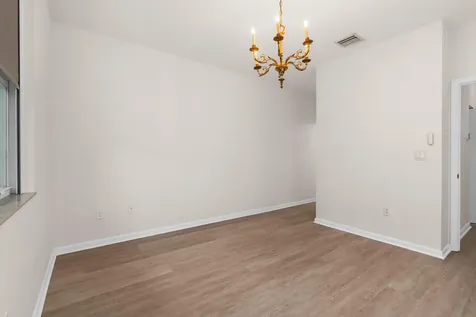 2543 NW 31st Court Oakland Park FL 33309