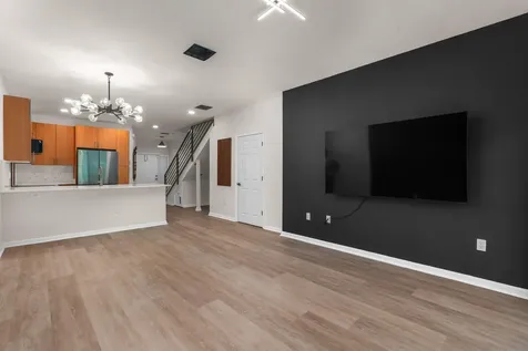 2543 NW 31st Court Oakland Park FL 33309