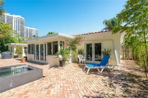 3029 Center Avenue Fort Lauderdale FL 33308