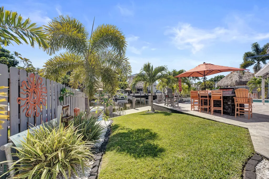 1221 SE 3rd Avenue Pompano Beach FL 33060