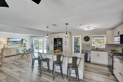 1221 SE 3rd Avenue Pompano Beach FL 33060