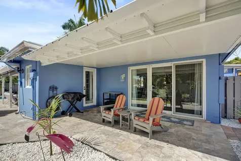 1221 SE 3rd Avenue Pompano Beach FL 33060